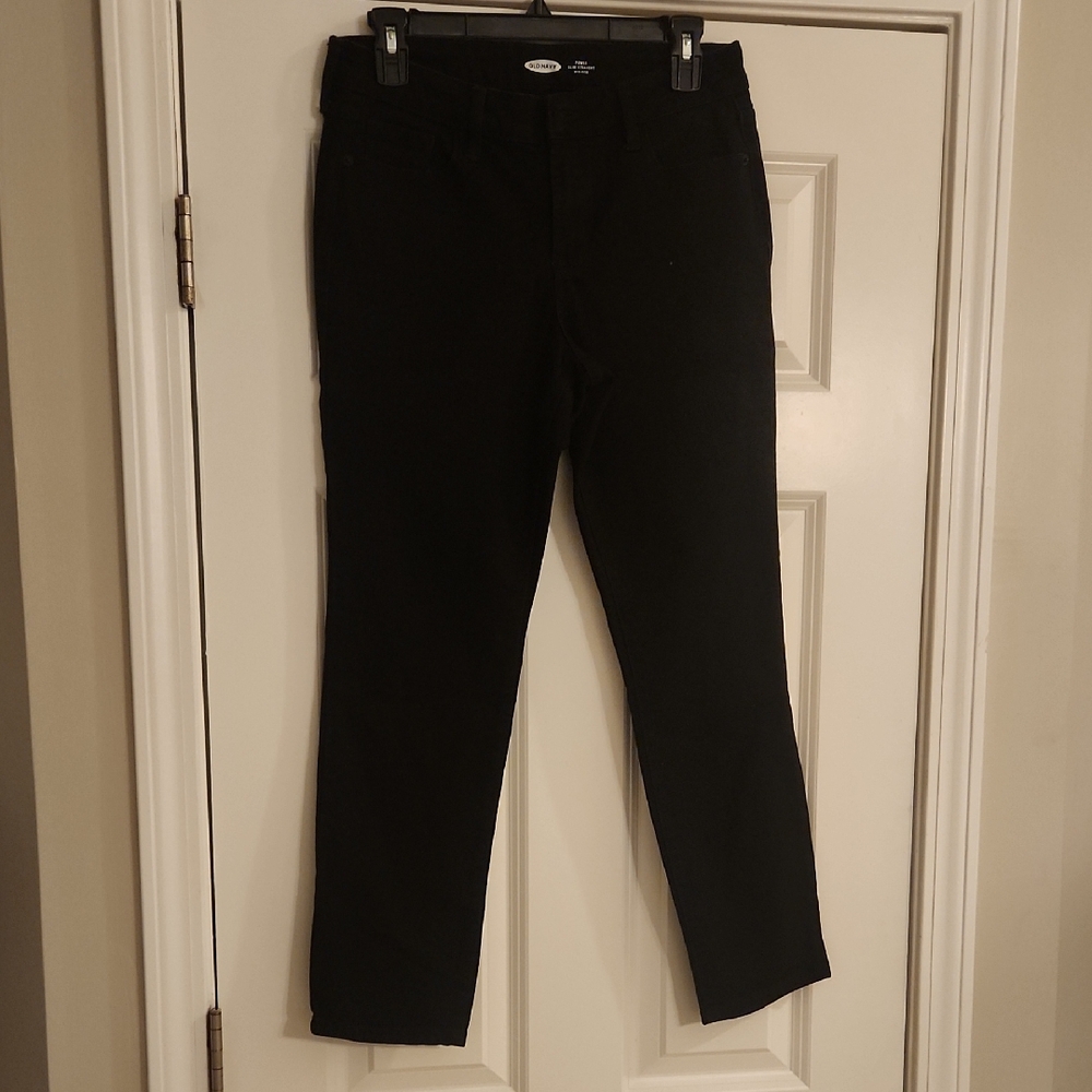 Old Navy Black Slim Straight Mid-rise Jeans